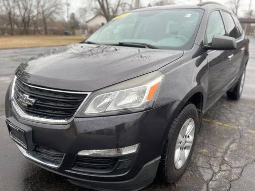 Cyber Gray Metallic 2013 Chevrolet Traverse LS