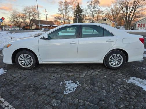 2014 Toyota Camry LE