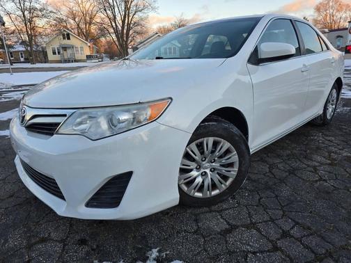 2014 Toyota Camry LE