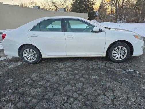 2014 Toyota Camry LE