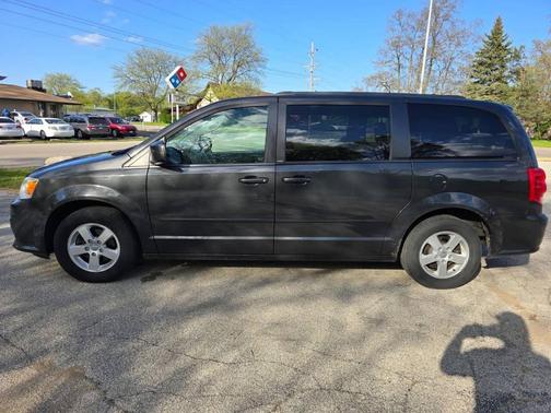 Gray 2012 Dodge Grand Caravan SXT