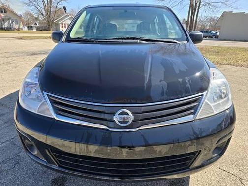 2012 Nissan Versa 1.8 S