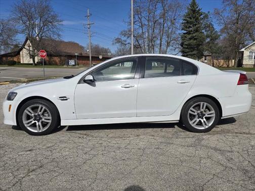 2009 Pontiac G8 Base 4dr Sedan