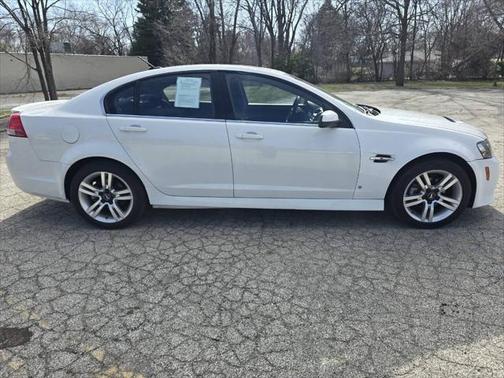 2009 Pontiac G8 Base 4dr Sedan