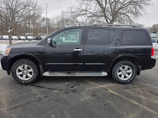 2011 Nissan Armada SV