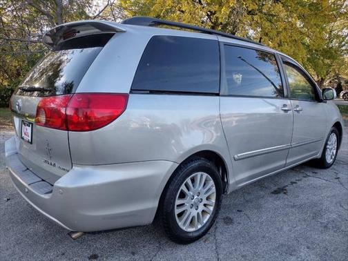 2007 Toyota Sienna XLE
