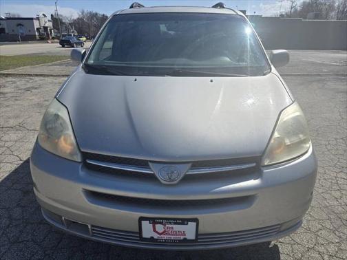 2005 Toyota Sienna XLE Limited