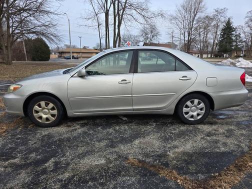 2003 Toyota Camry LE