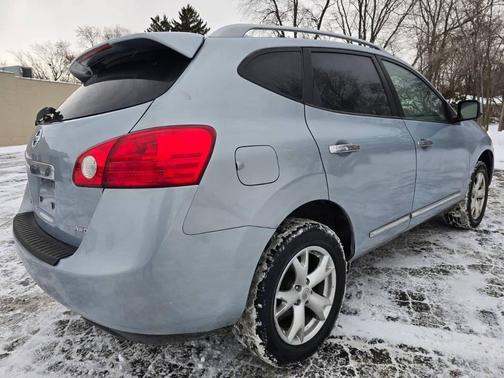 2011 Nissan Rogue SV