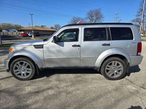 Bright Silver Metallic Clearcoat 2010 Dodge Nitro Heat
