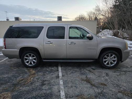 2007 GMC Yukon XL Denali