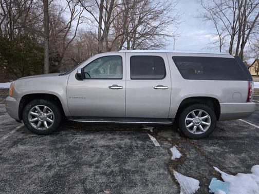 2007 GMC Yukon XL Denali