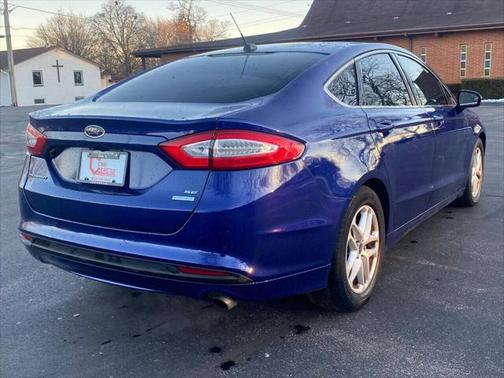 2015 Ford Fusion SE