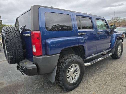 2006 Hummer H3 Base