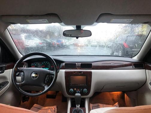 2011 Chevrolet Impala LT Fleet for sale in Zion, IL - image 9