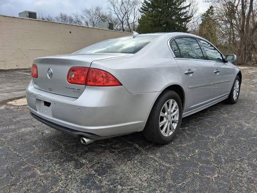 Quicksilver Metallic 2011 Buick Lucerne CXL