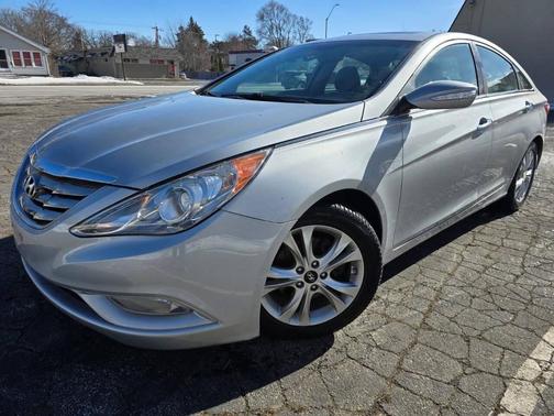 2011 Hyundai SONATA Limited