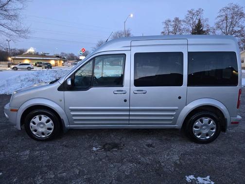 2011 Ford Transit Connect XLT Premium