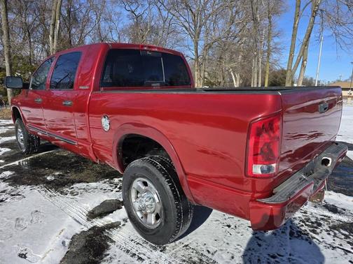 2006 Dodge Ram 1500 Laramie Mega Cab