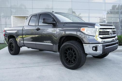 2016 Toyota Tundra SR5
