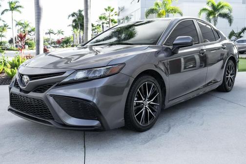 2021 Toyota Camry SE Nightshade