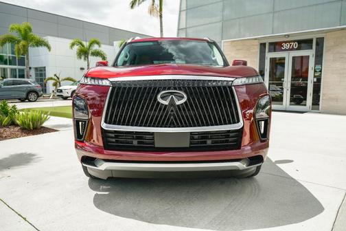 2026 INFINITI QX80 Luxe