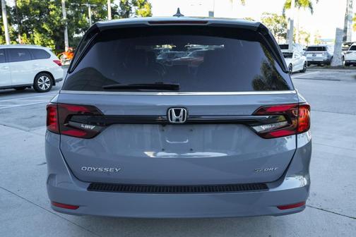 2023 Honda Odyssey Sport