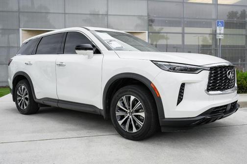 2024 INFINITI QX60 Pure