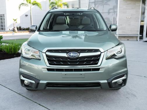 Jasmine Green Metallic 2018 Subaru Forester 2.5i Limited