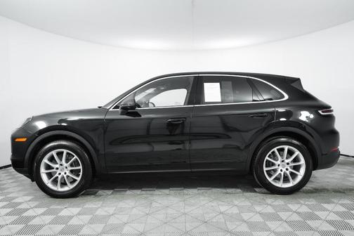 2024 Porsche Cayenne Base