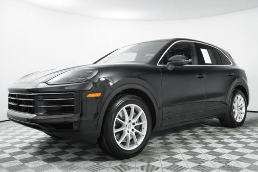 2024 Porsche Cayenne Base