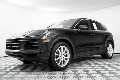 2024 Porsche Cayenne Base