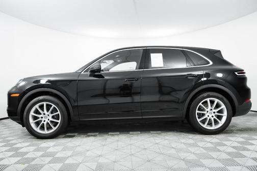 2024 Porsche Cayenne Base