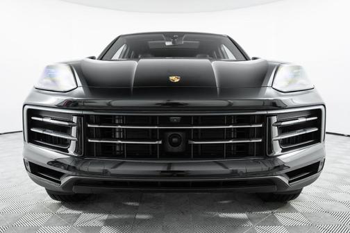 2024 Porsche Cayenne Base
