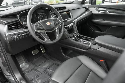 2023 Cadillac XT5 Sport