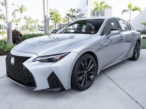 Iridium 2023 Lexus IS 350 F SPORT Design