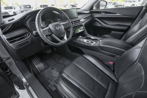 2023 INFINITI QX60 Pure