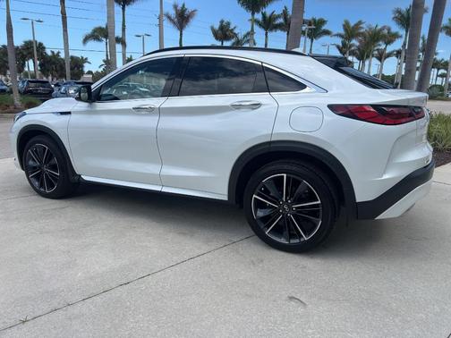 2025 INFINITI QX55 LUXE