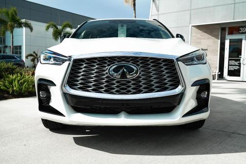 2025 INFINITI QX55 LUXE