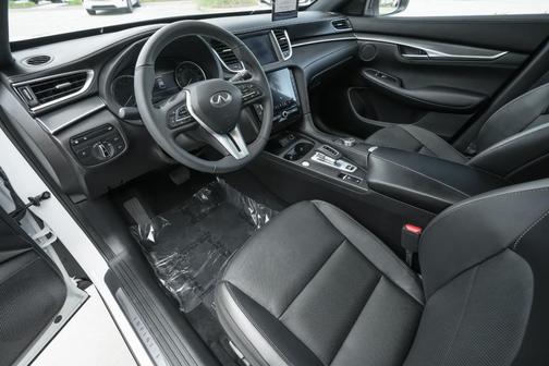 2025 INFINITI QX55 LUXE