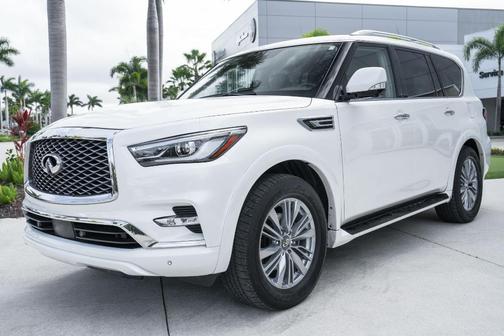 2024 INFINITI QX80 Luxe