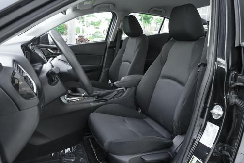 2014 Mazda Mazda3 i Sport