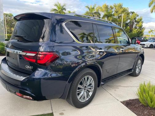 2024 INFINITI QX80 Luxe