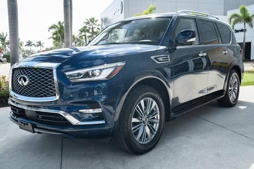 2024 INFINITI QX80 Luxe