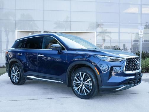 Grand Blue 2023 INFINITI QX60 SENSORY