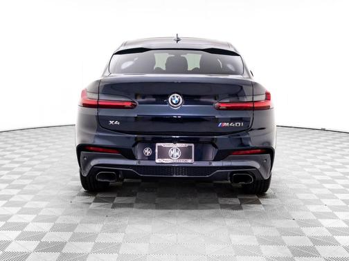 Carbon Black Metallic 2021 BMW X4 M40i