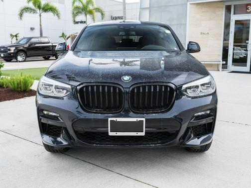 Carbon Black Metallic 2021 BMW X4 M40i