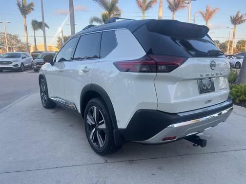 2022 Nissan Rogue Platinum