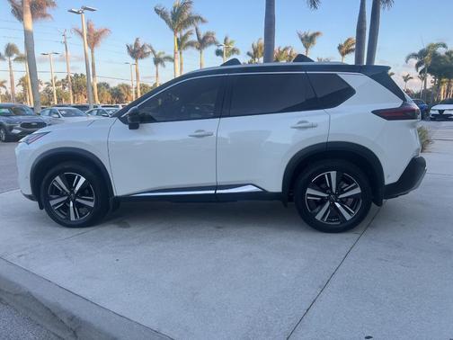 2022 Nissan Rogue Platinum