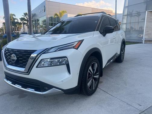 2022 Nissan Rogue Platinum